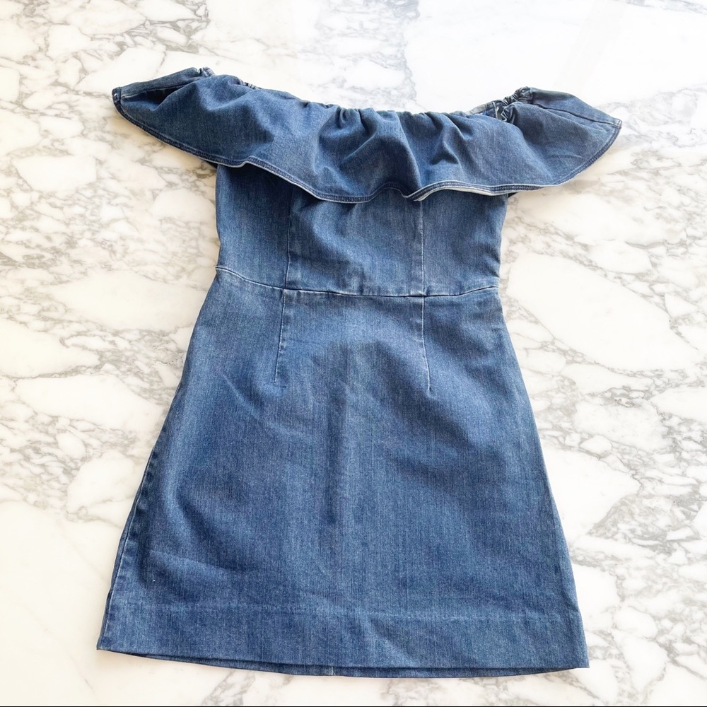 Kendall + Kylie Denim mini dress - Picture 2 of 6